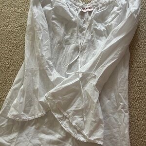 Vintage Victoria’s Secret White Ruffle & Elastic Nightgown
